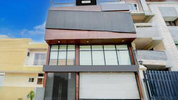House | Exterior