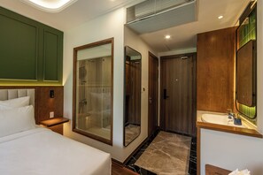 Superior-Doppelzimmer, Stadtblick | Badezimmer