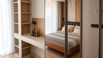 4 chambres, fer et planche à repasser, Wi-Fi, draps fournis