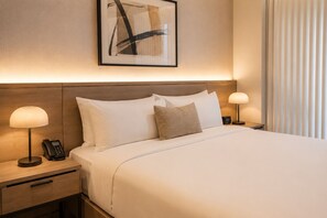 Superior Room - Bellstone Suites (Toronto)