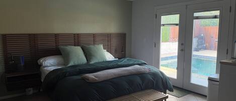 3 habitaciones, escritorio, wifi y ropa de cama