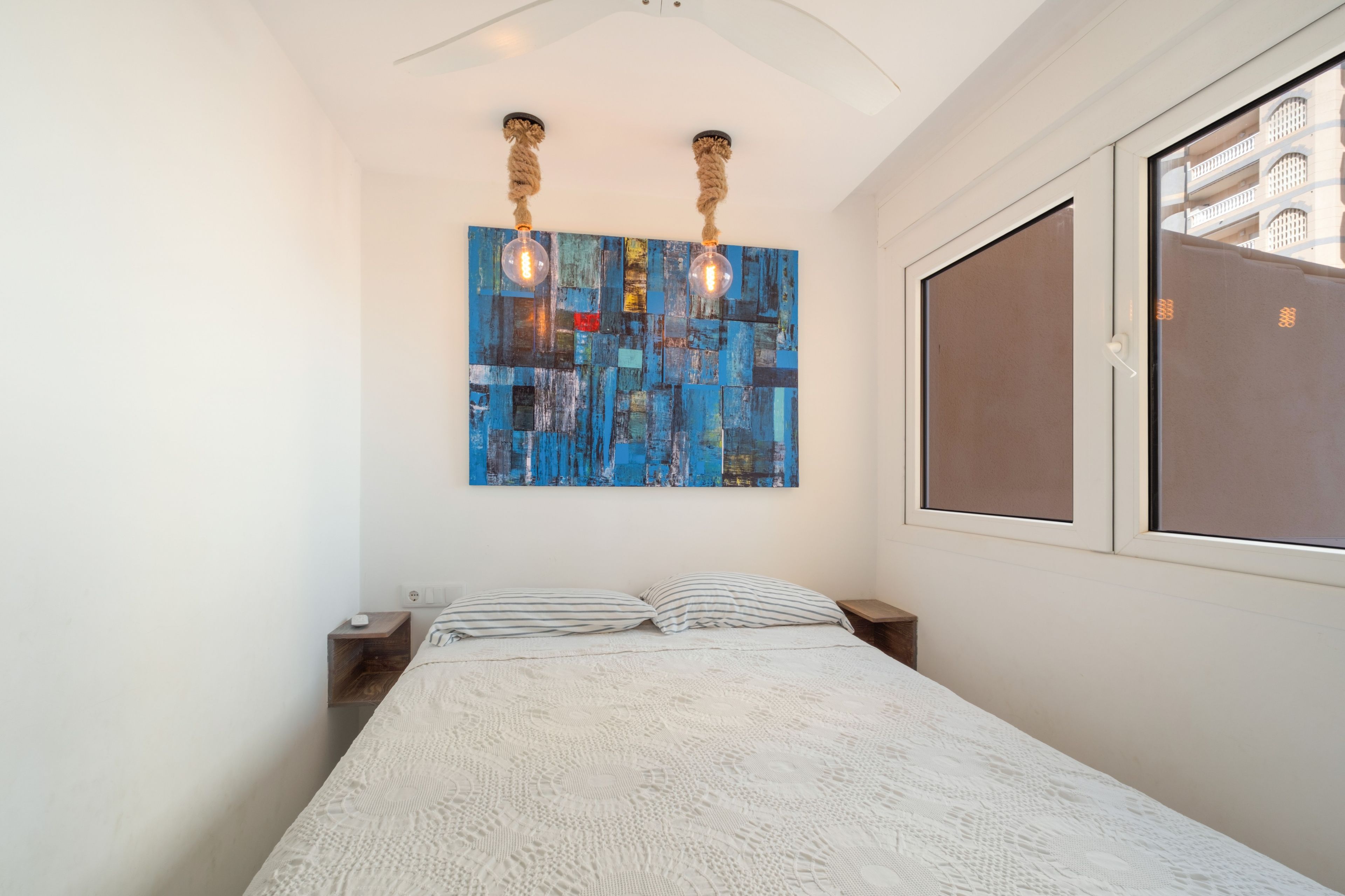 2 bedrooms, iron/ironing board, bed sheets
