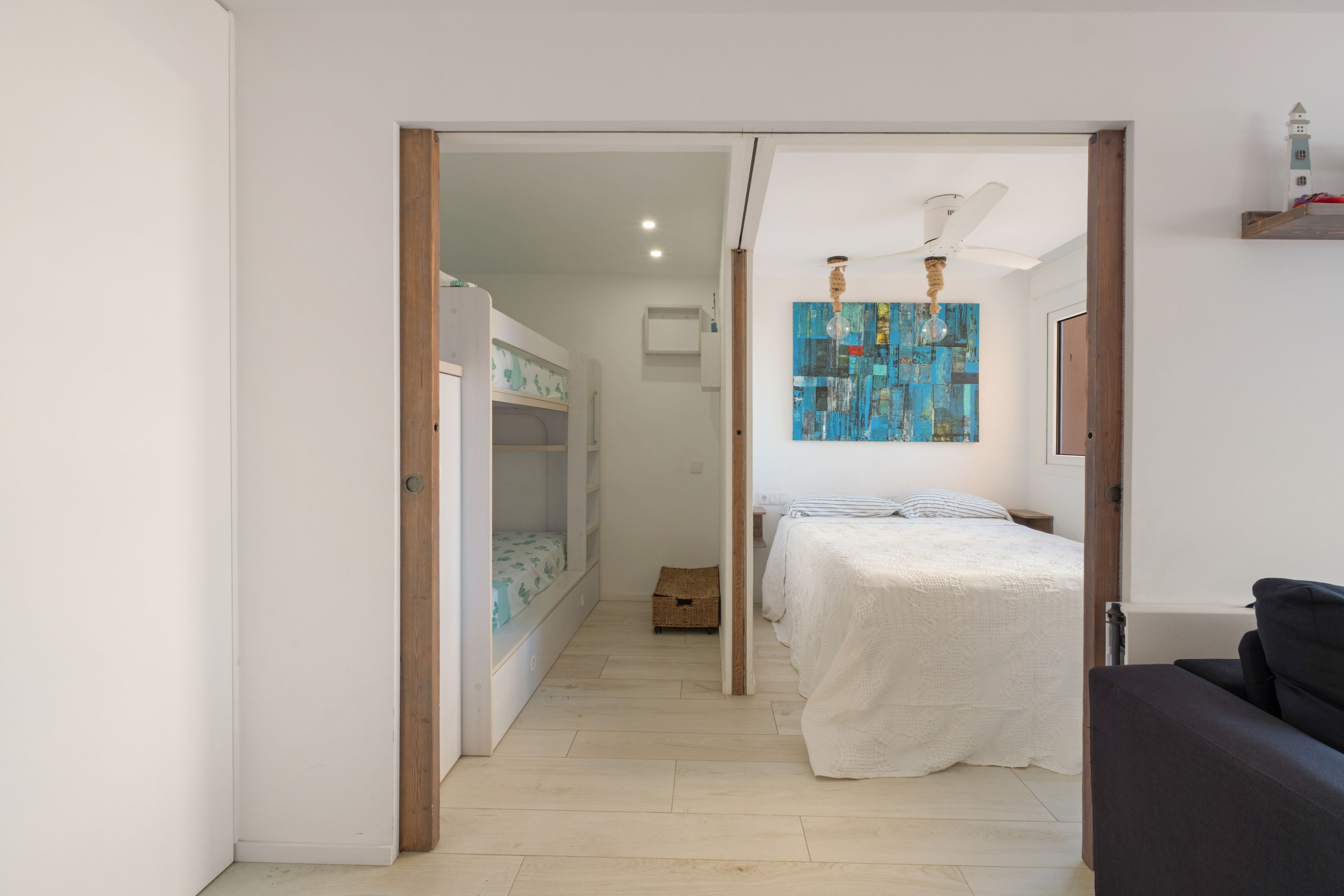 2 Schlafzimmer, Bügeleisen/Bügelbrett, Bettwäsche