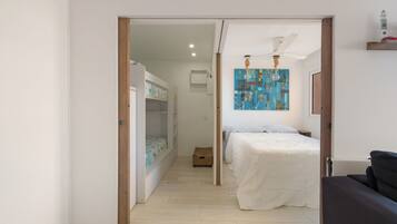 2 Schlafzimmer, Bügeleisen/Bügelbrett, Bettwäsche
