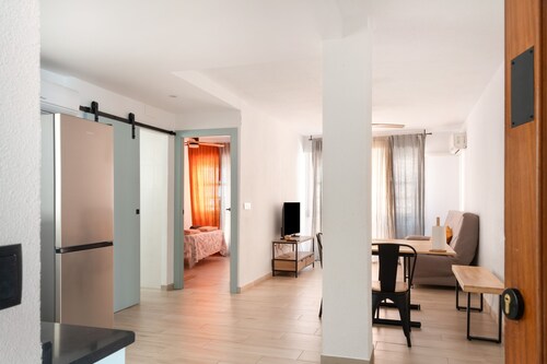 Apartment 'Las Flores 1' with Wi-Fi and Air Conditioning