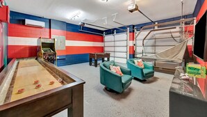 Spielezimmer