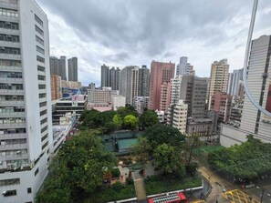 Chambre Économique avec lits jumeaux, vue ville | Vue depuis l’hébergement