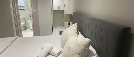 1 bedroom, iron/ironing board, Internet