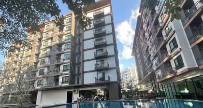 Living avenue condominuim