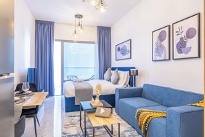 Apartment, Balkon | Wohnbereich