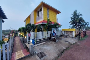 Exterior - White Sand Retreat (Guhagar)