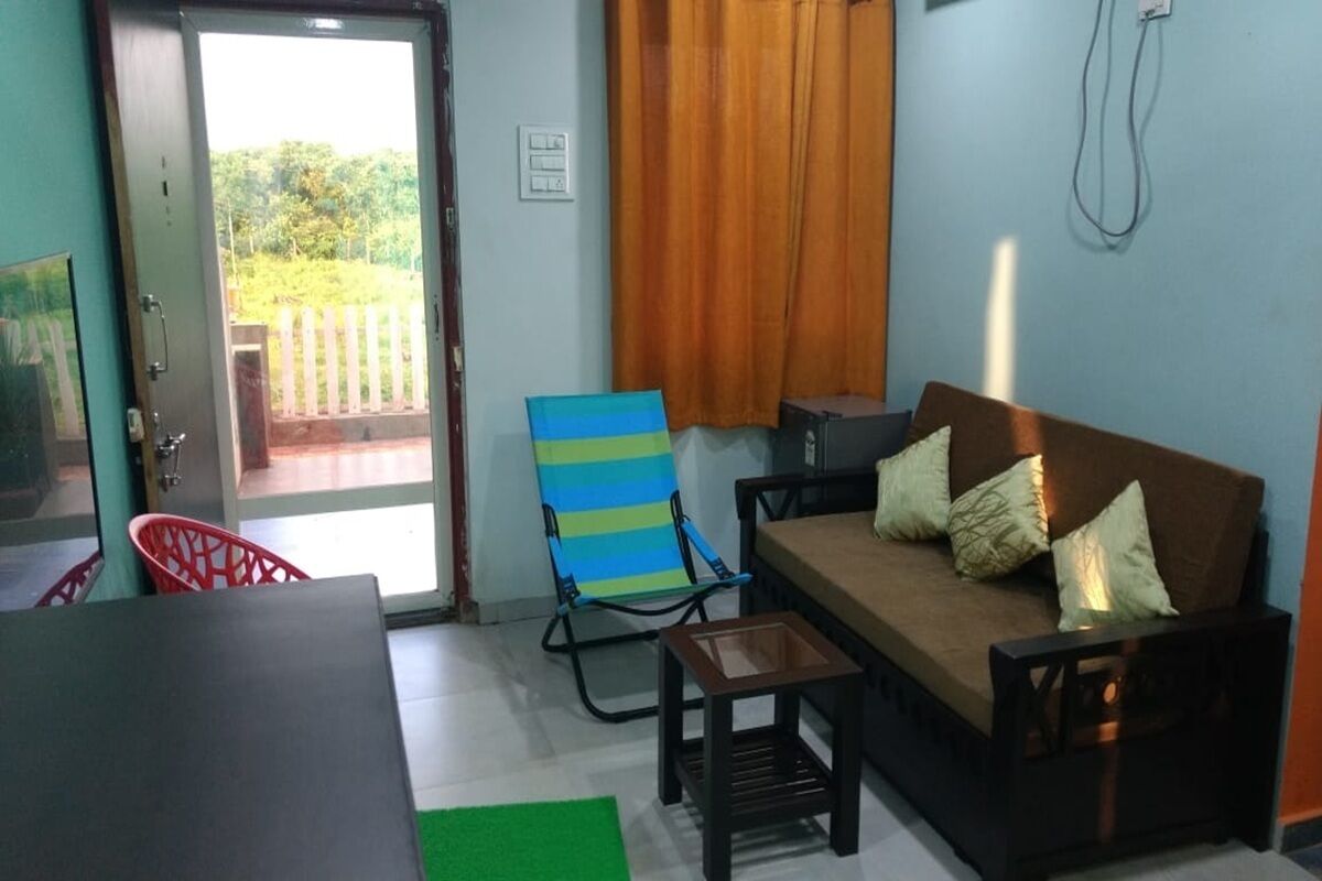 Deluxe Duplex | Living area