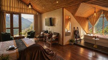Luxury Room, Balcony, Mountain View | Free WiFi