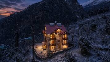 Luxury Room, Balcony, Mountain View | Exterior