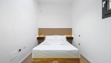 Iron/ironing board