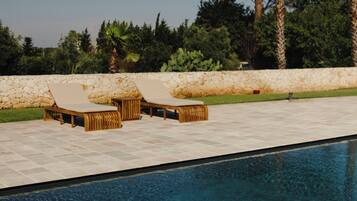 Piscina stagionale all'aperto