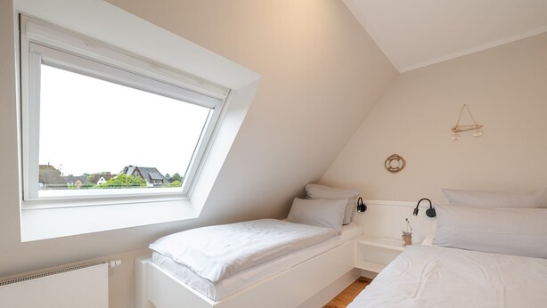 3 soverom, safe på rommet, skrivebord og strykejern/-brett