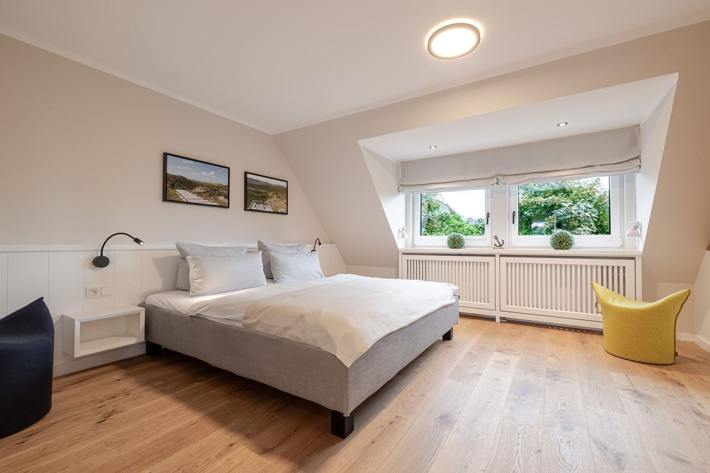 3 bedrooms, in-room safe, desk, iron/ironing board