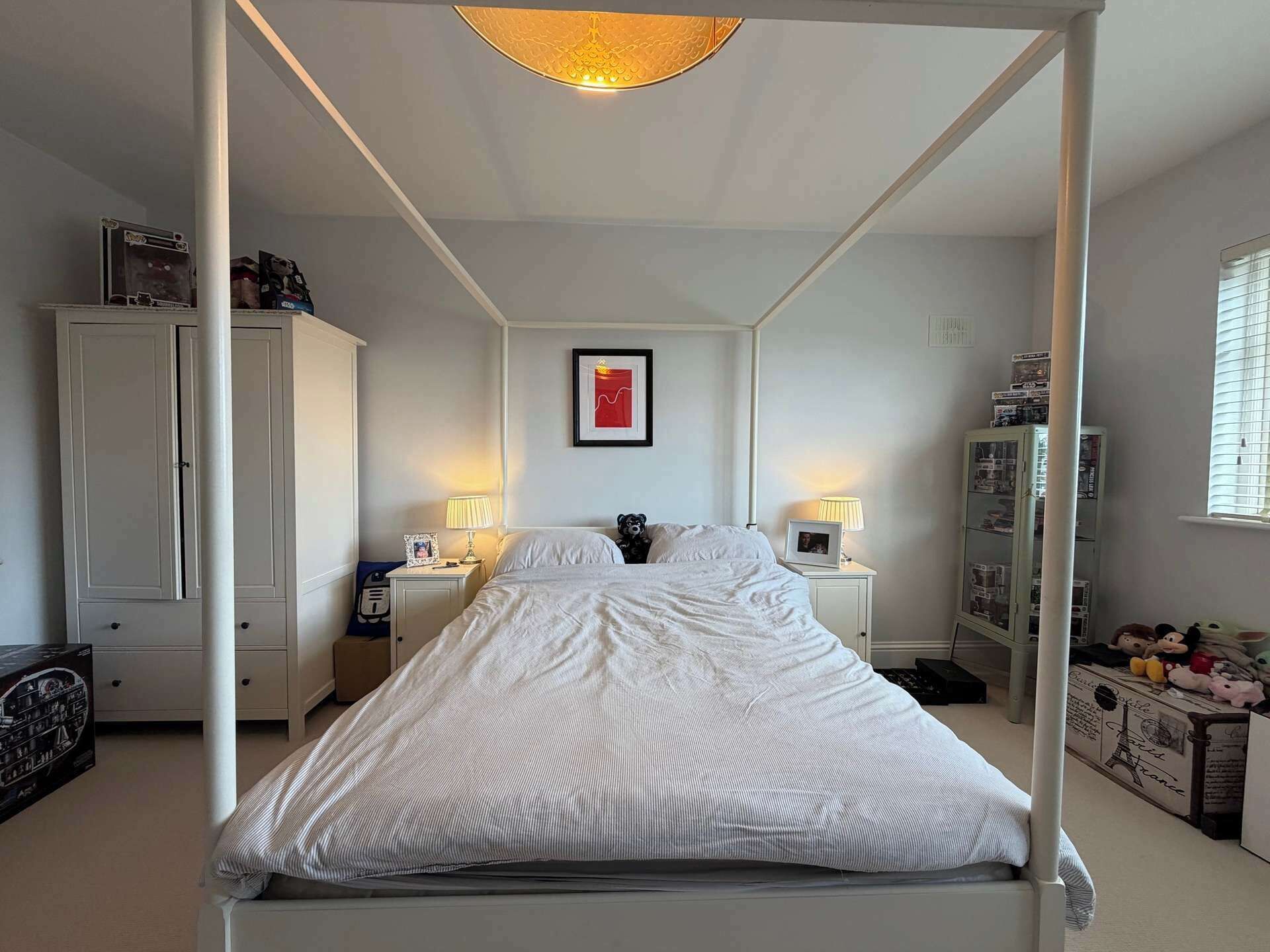 4 bedrooms, iron/ironing board, Internet