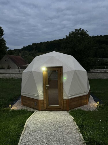 Spacious group vacation rental—unique—spa—sauna—outdoor space—truffle experience