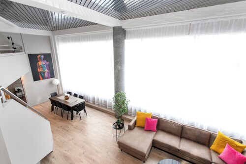 Loft 21 - Stylish Five Bedroom Apartment by Heimaleiga