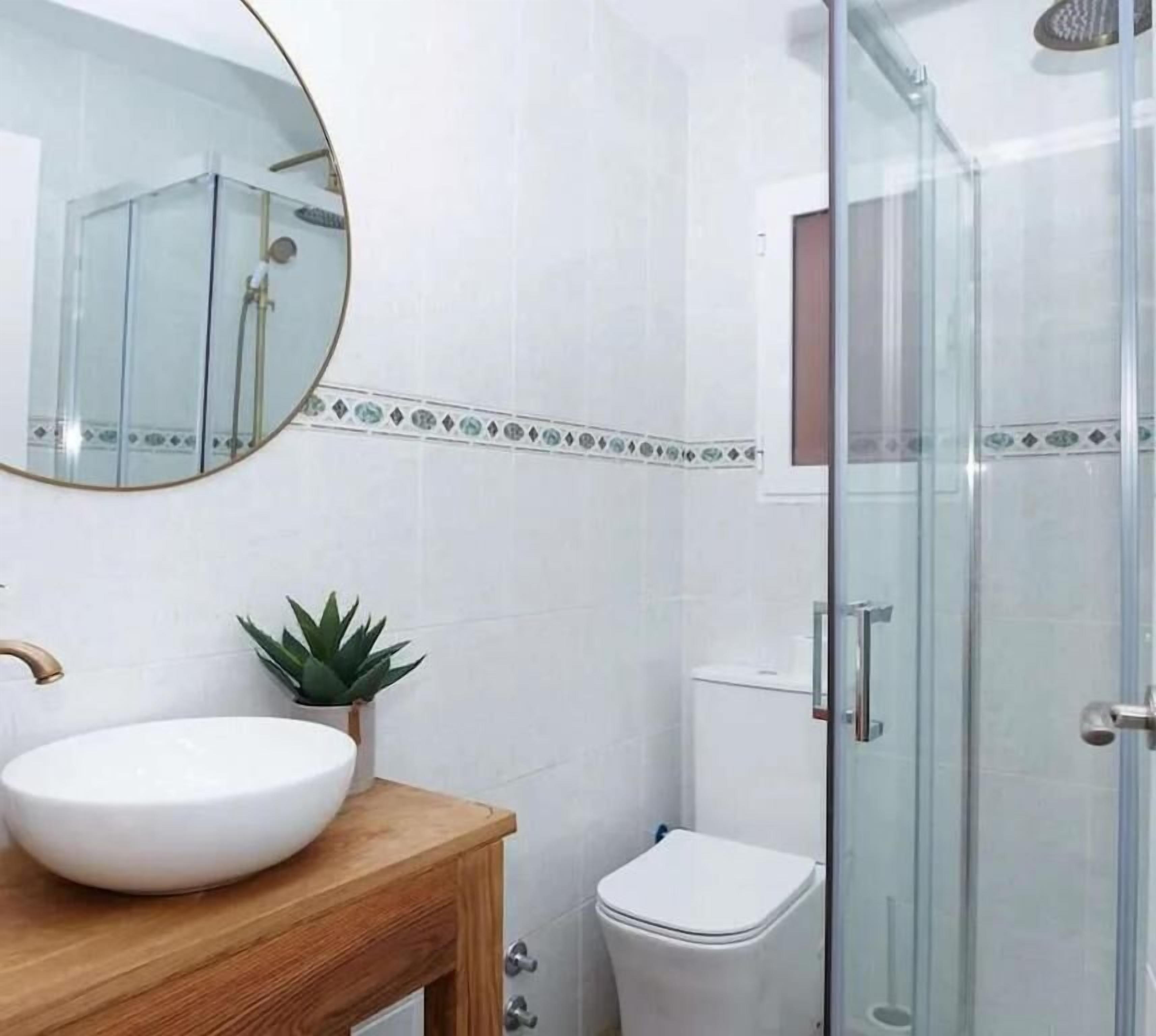 Standaard tweepersoonskamer | Badkamer