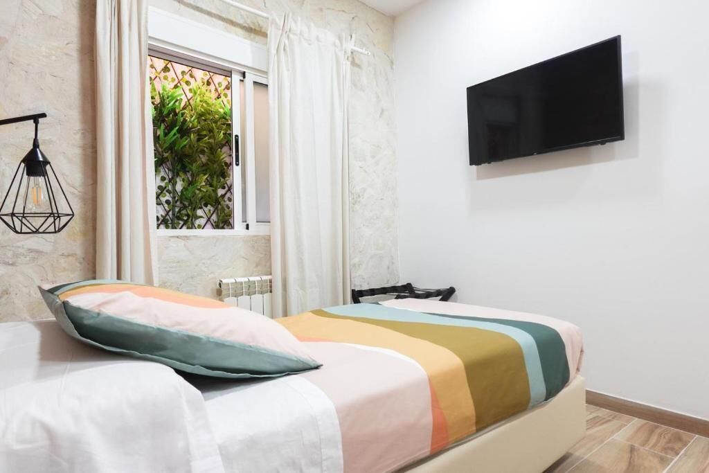 Twin Room | Free WiFi