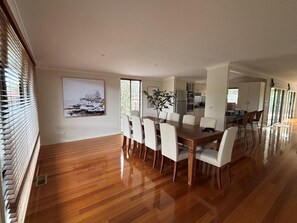 Dining - Rye Coastal Oasis - PAY 2, STAY 3 Nights! (Blairgowrie)