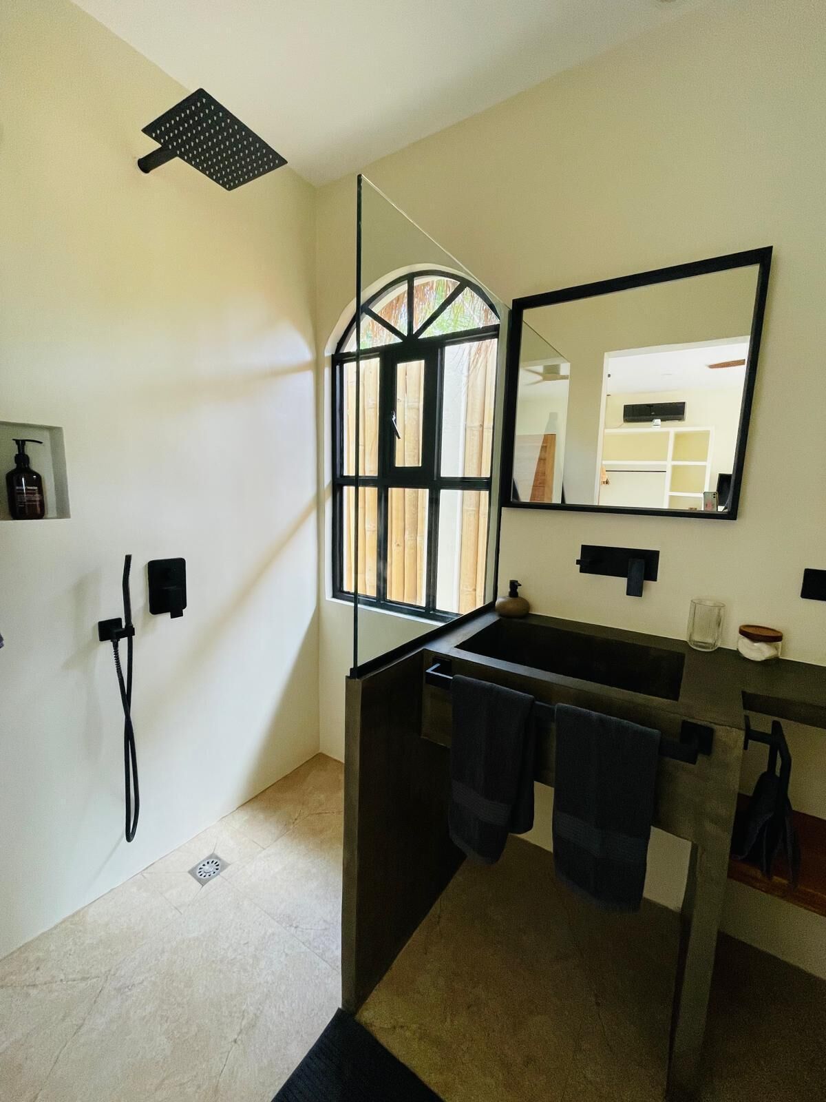 Studio Suite, Private Pool, Garden View | Bathroom | Shower, hair dryer, towels, soap