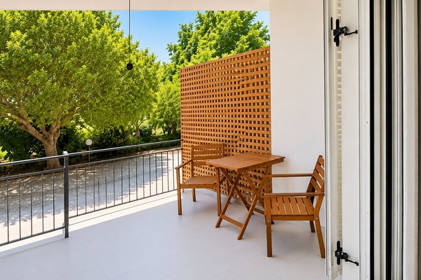 Standard Double Room | Outdoor dining