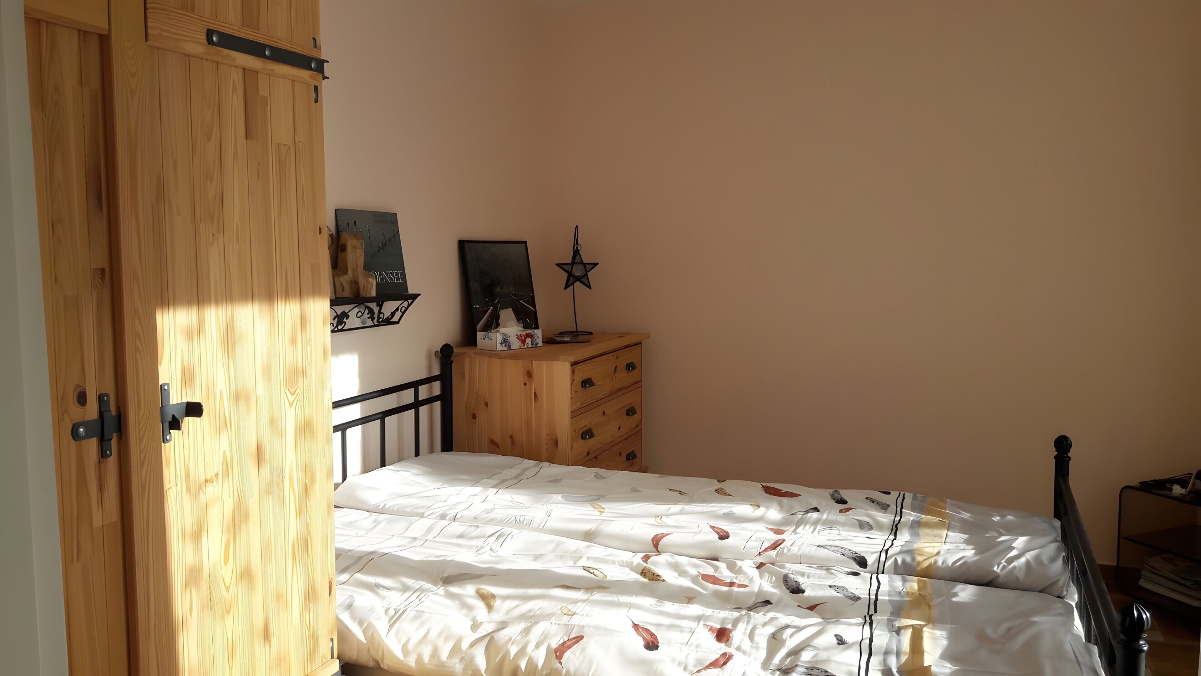 1 Schlafzimmer, Bügeleisen/Bügelbrett, Bettwäsche