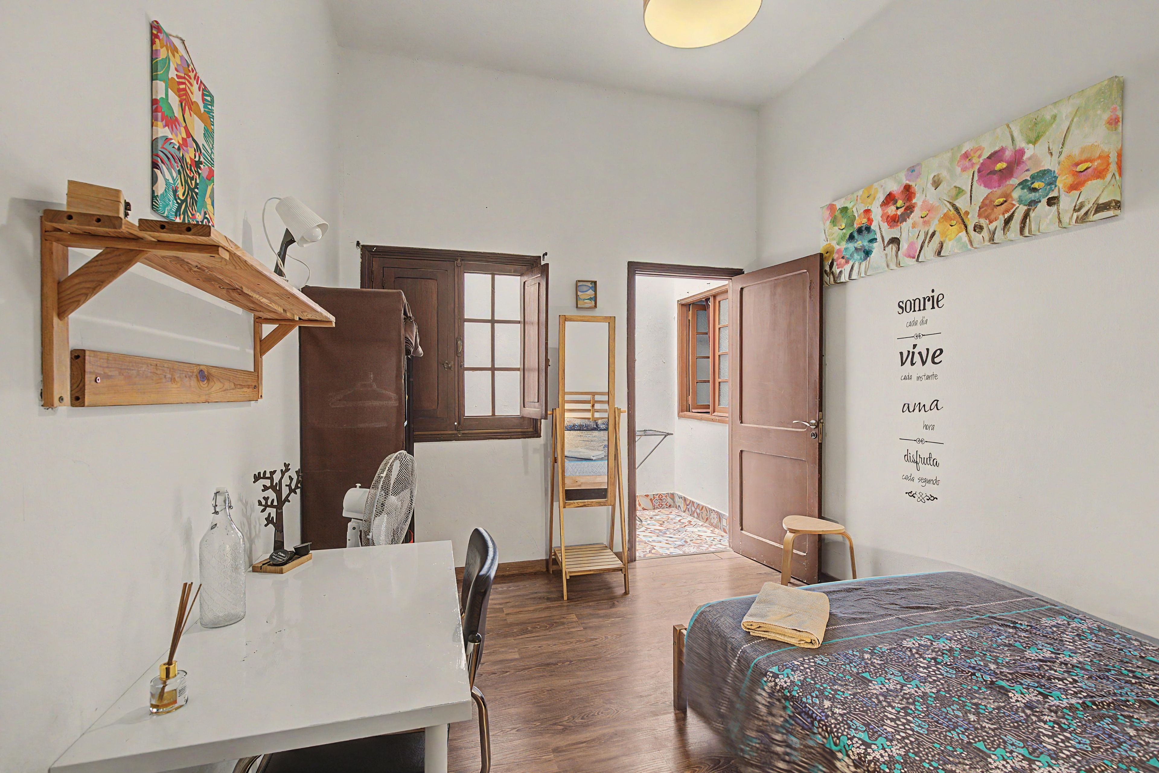 1 habitación, wifi y ropa de cama 