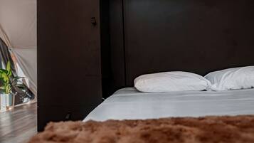 2 chambres, bureau, Wi-Fi, draps fournis