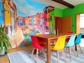 Dining - "Bel-Etage" Vacation Rental, 3 Bedrooms - Vacation Rental Near the Monastery (Hornbach)