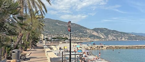 Playa en los alrededores