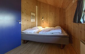 2 bedrooms, free WiFi - Amazing home in Ebeltoft with WiFi (Ebeltoft)