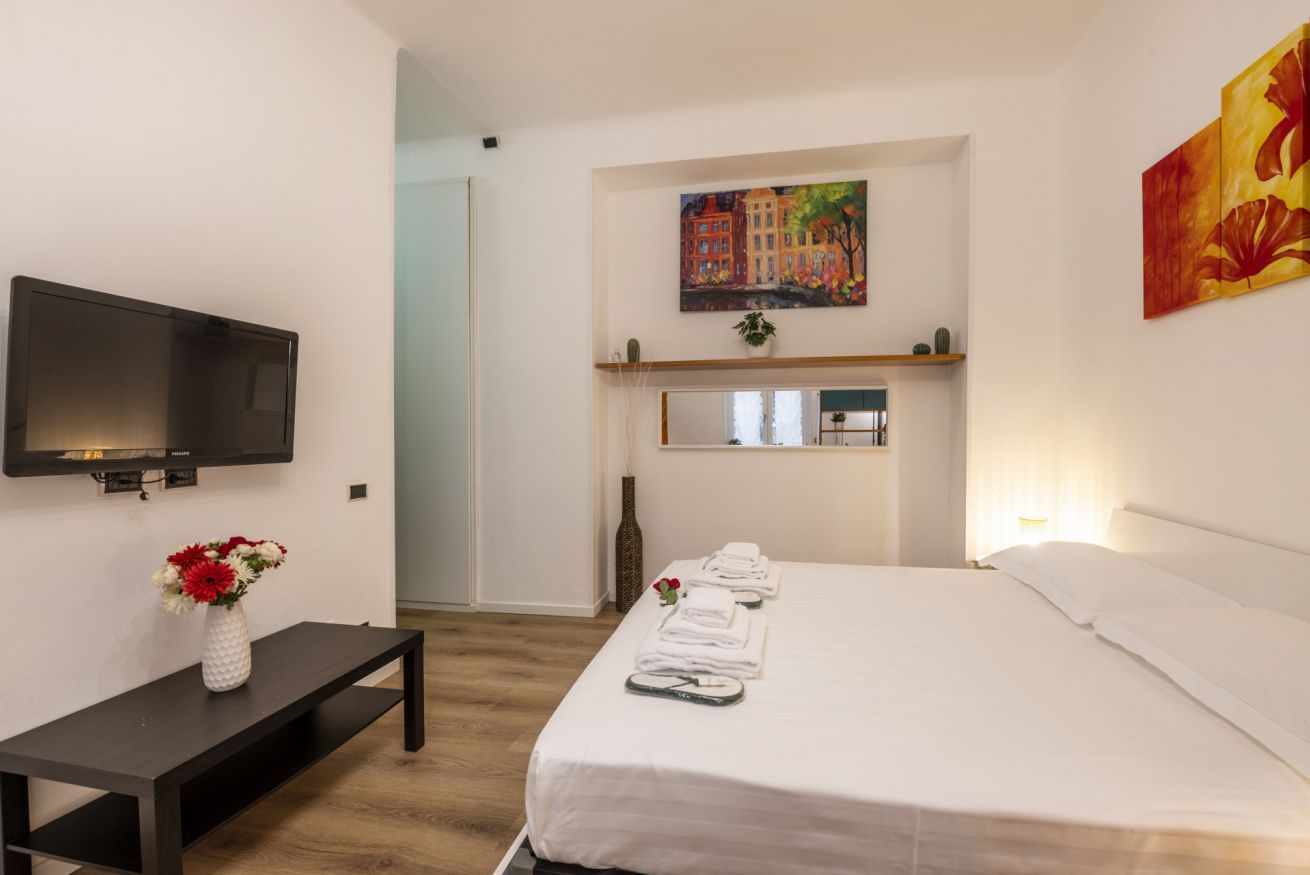 1 bedroom, iron/ironing board