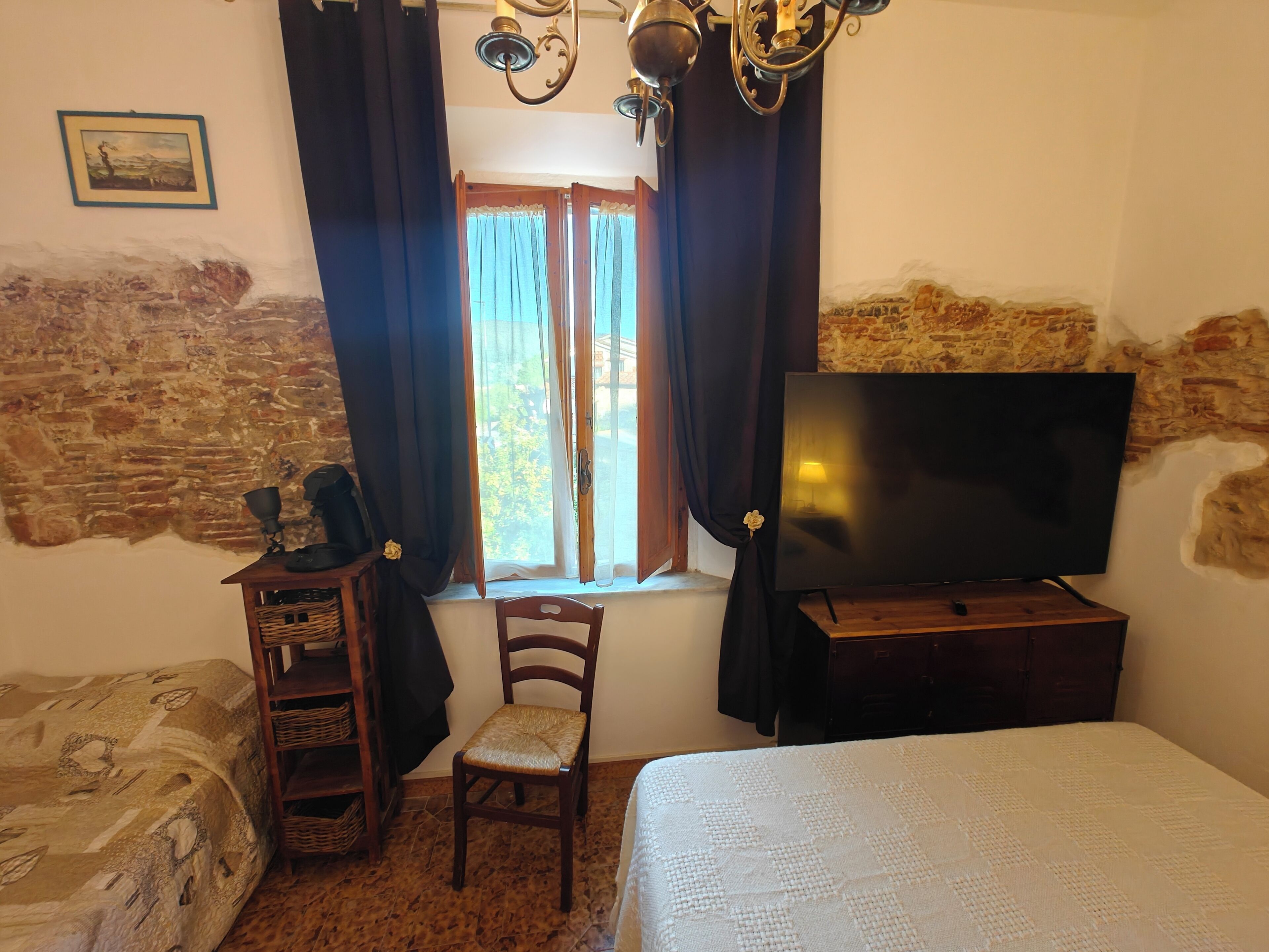 Triple Room | Blackout curtains, iron/ironing board, free WiFi
