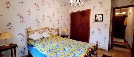 3 Schlafzimmer, Bügeleisen/Bügelbrett, WLAN