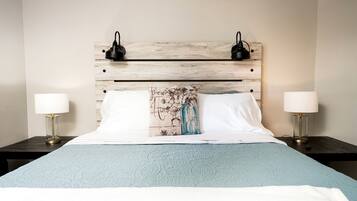 4 bedrooms, desk, iron/ironing board, travel cot