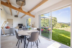 Dining - Vrbo Property (La Ciotat)