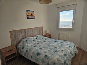 1 bedroom, WiFi, bed sheets - Apartment for rent in Bray-Dunes, on the seawall, facing the sea (Bray-Dunes)