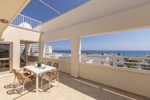 Outdoor dining - 3 Bedroom Penthouse In the Absolute Center Of Protaras (Paralimni)