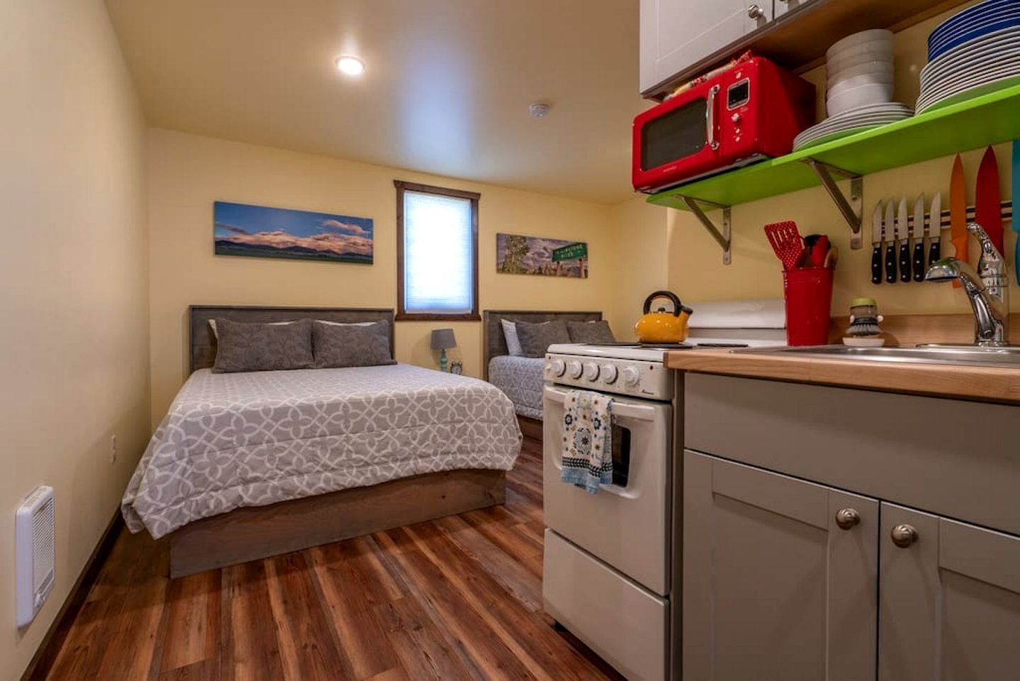 1 bedroom, iron/ironing board, WiFi, bed sheets