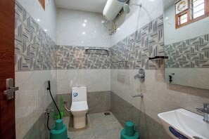 Premium Room | Bathroom