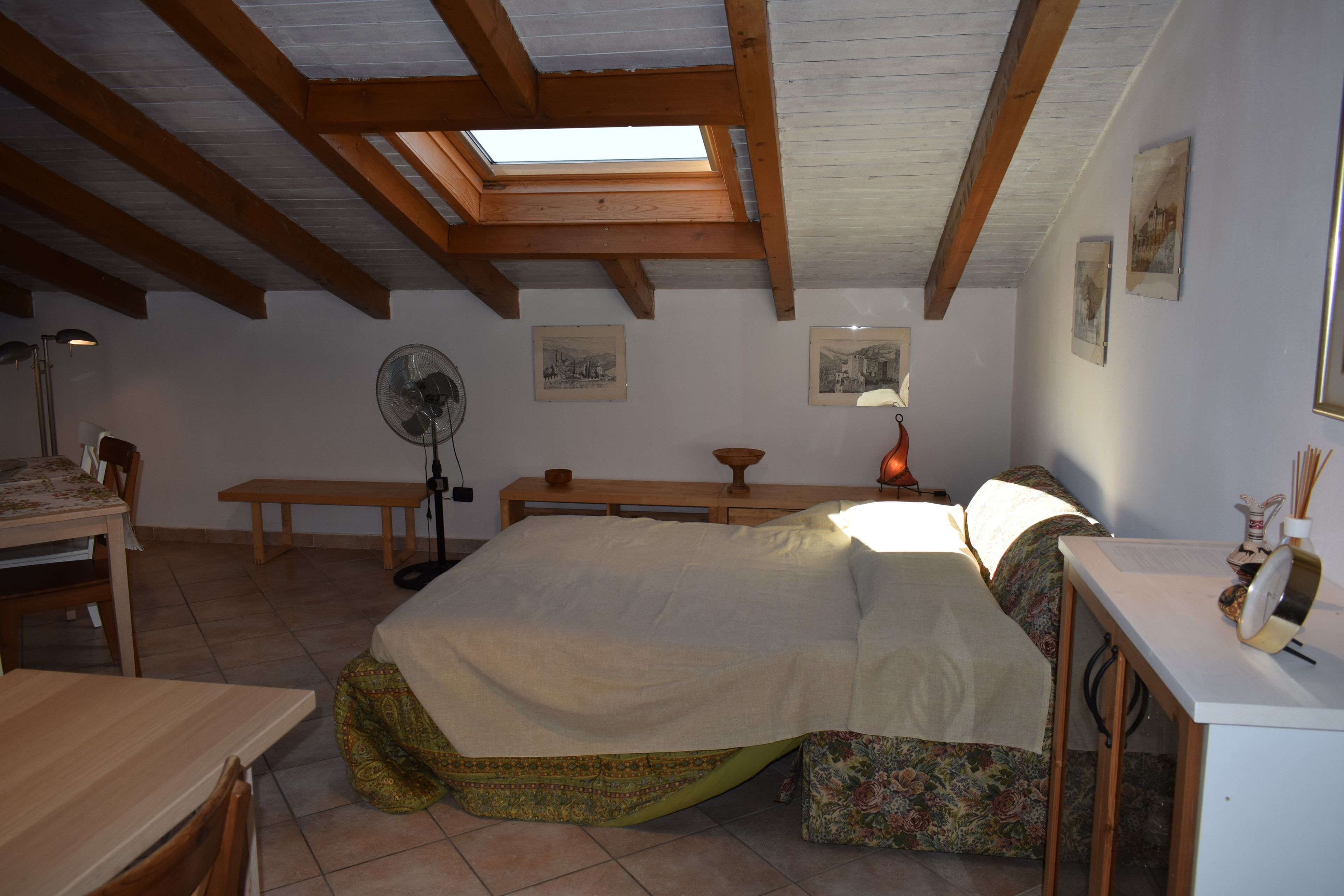 1 chambre, fer et planche à repasser, Wi-Fi, draps fournis