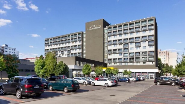 Uklassifisert bilde, 1 av 25, knapp