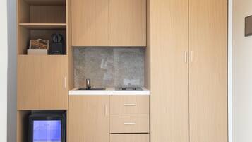 Deluxe-Studio, 1 King-Bett, Terrasse | Eigene Kochnische