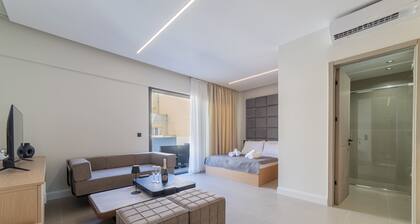 AKVA Property - The Piraeus Collection