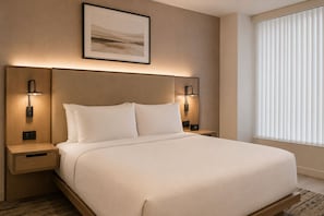 Room - Northwell Suites (Toronto)